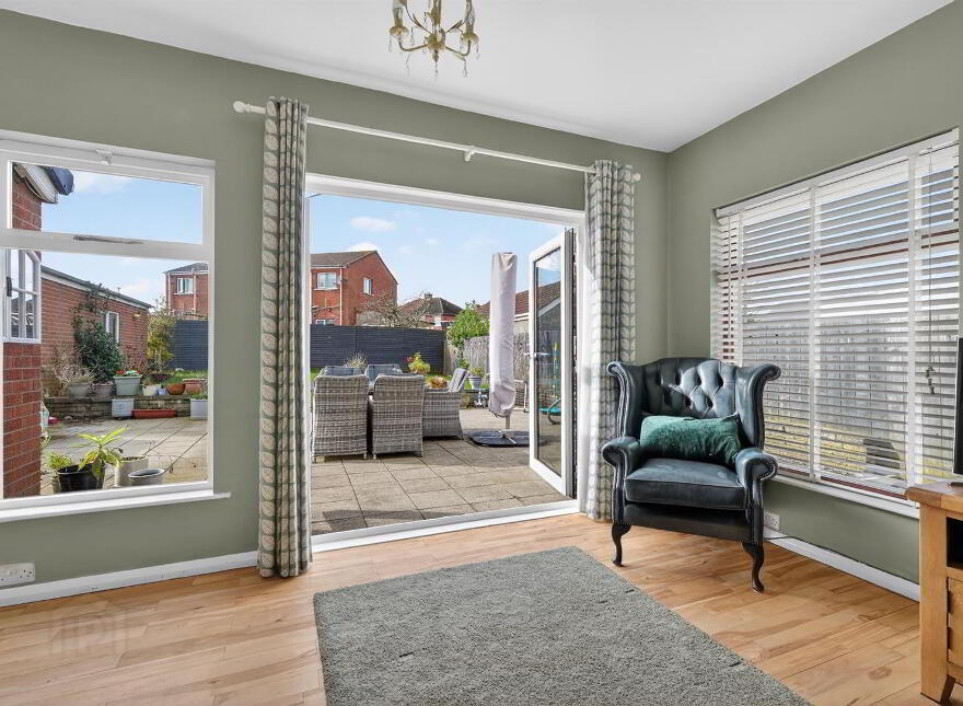 117 Finaghy Road South, Belfast, BT10 0BZ