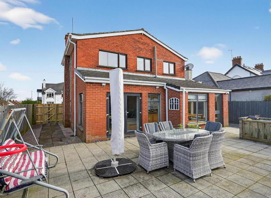 117 Finaghy Road South, Belfast, BT10 0BZ