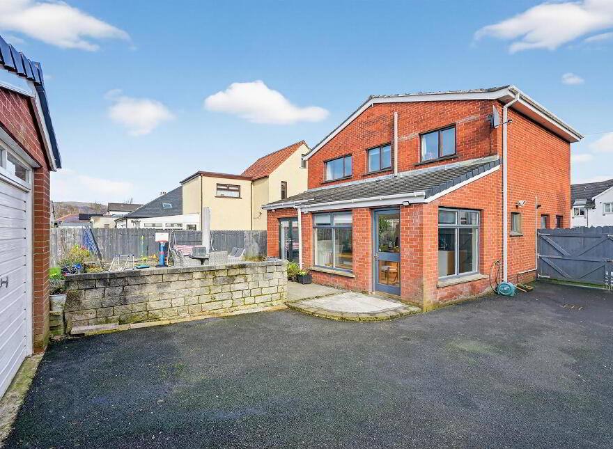 117 Finaghy Road South, Belfast, BT10 0BZ