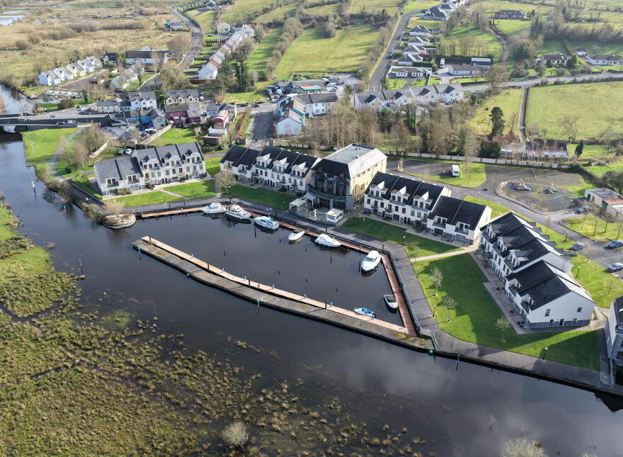 Apartment 13 Leitrim Marina, Main Street, Leitrim Village, Carrick-On-Shannon, N41NX07