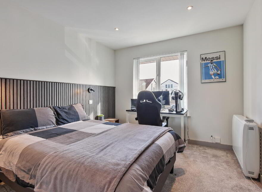 17/18 St. Helens Court, High Street, Holywood, BT18 9SS