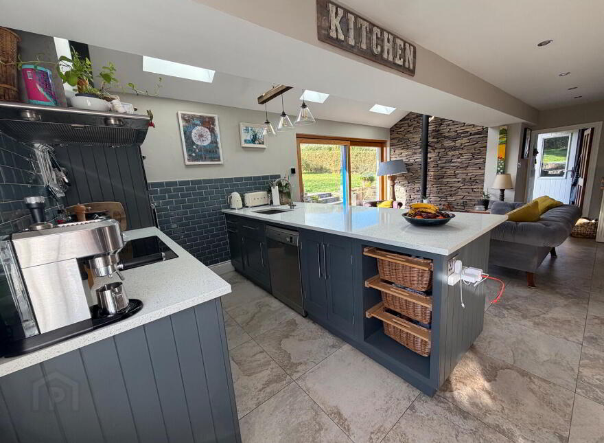 Caherboshina, Ventry, V92P9K8