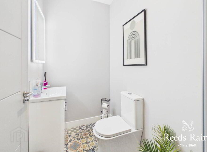 Apartment 1 153 Albertbridge Road, Belfast, BT5 4PS