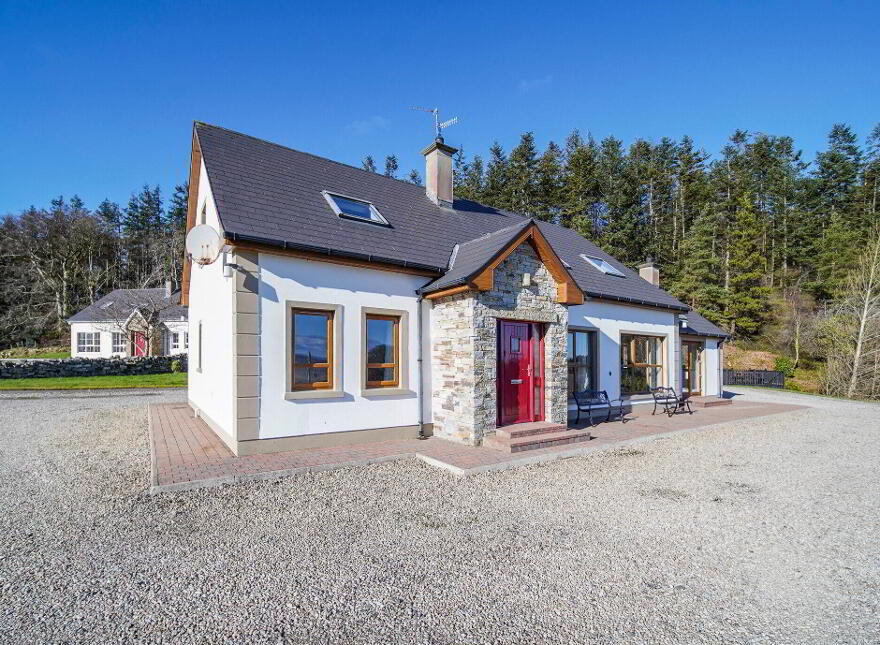 Rinnasligo, Creeslough, F92CX5W