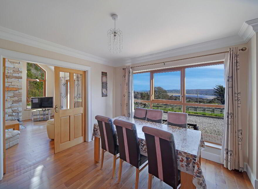Rinnasligo, Creeslough, F92CX5W