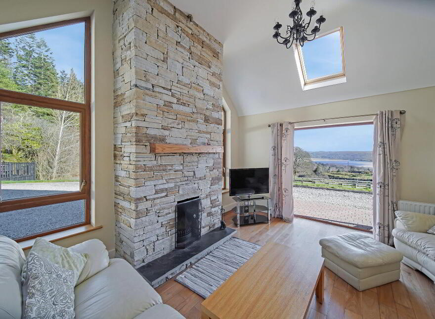 Rinnasligo, Creeslough, F92CX5W