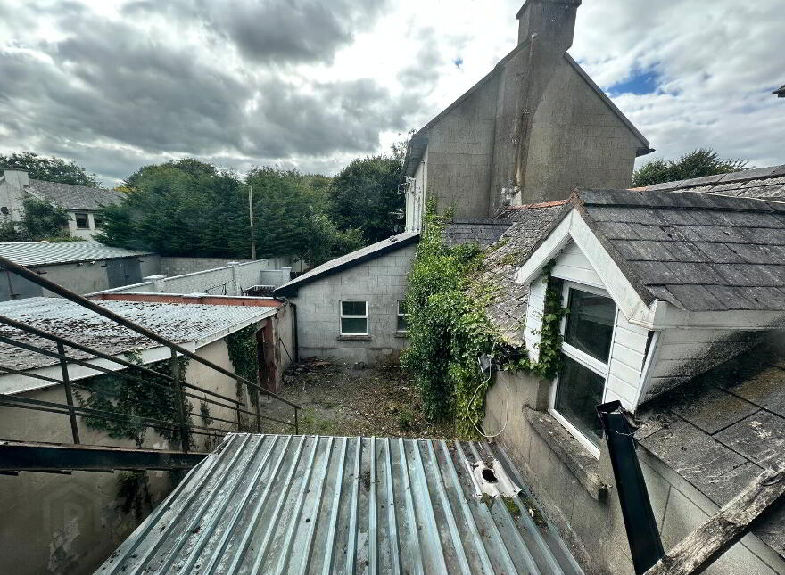 The Bridge Inn, Old Bridge Street, Freshford