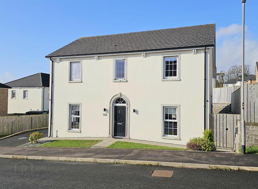 12 Bashford Park Hill, Carrickfergus, BT38 9FG