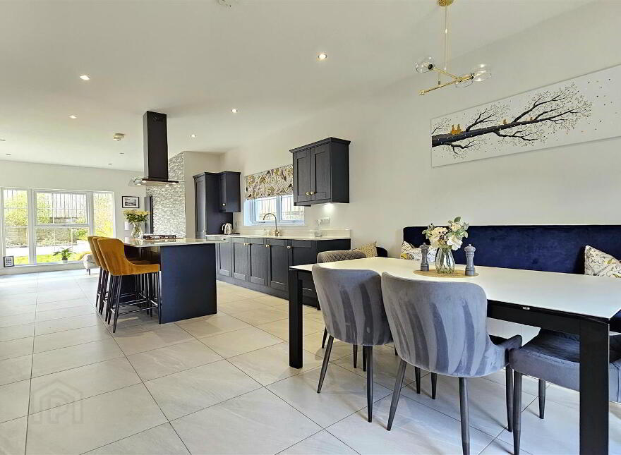 12 Bashford Park Hill, Carrickfergus, BT38 9FG