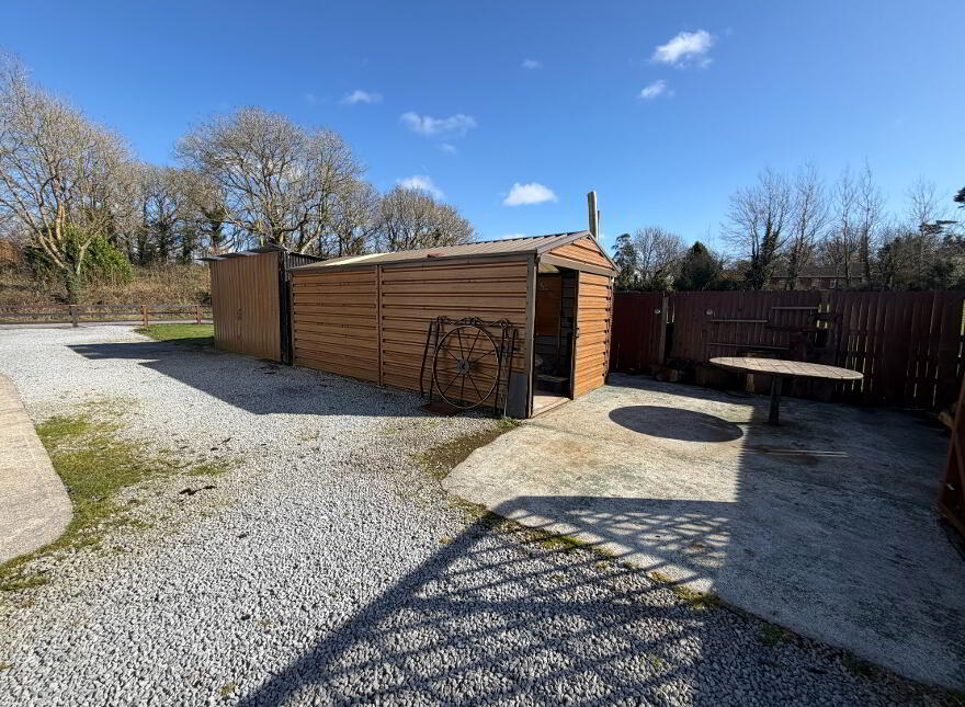 Derry, Barefield, Ennis, V95N4F1