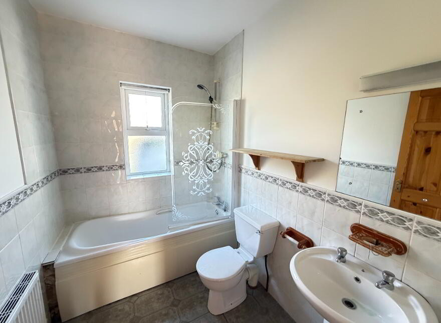 Derry, Barefield, Ennis, V95N4F1