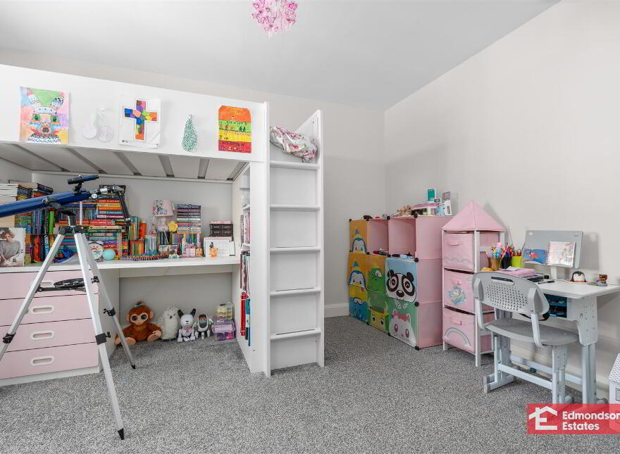 77 Castlegate, Galgorm, Ballymena, BT42 1SD