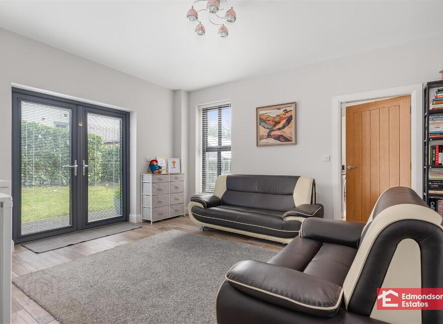 77 Castlegate, Galgorm, Ballymena, BT42 1SD