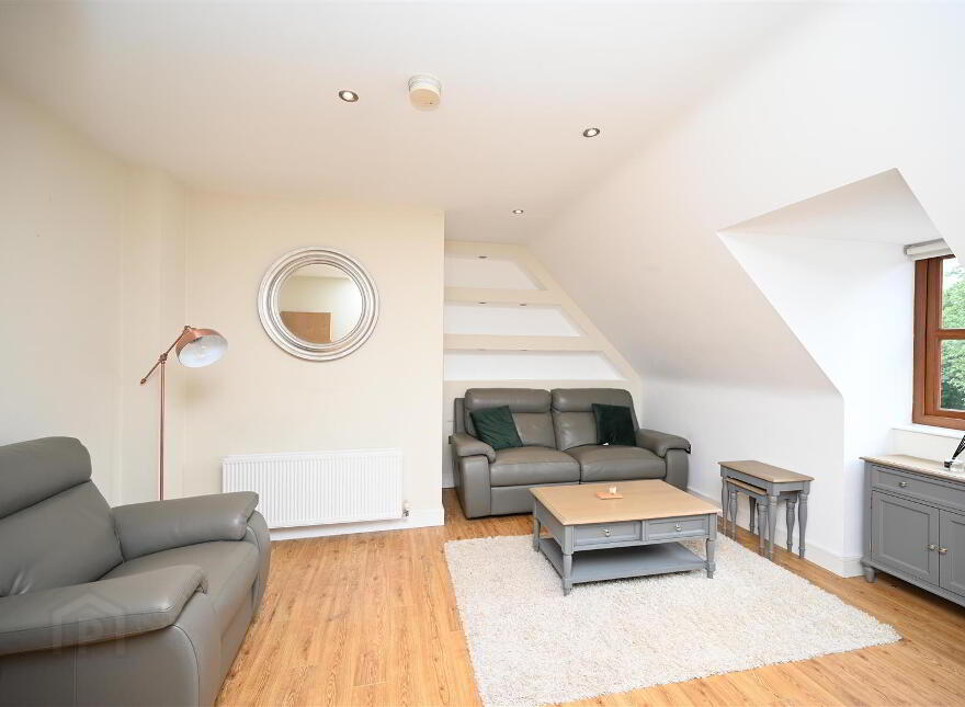Apt 15, 22 Upper Lisburn Road, Belfast, BT10 0AA