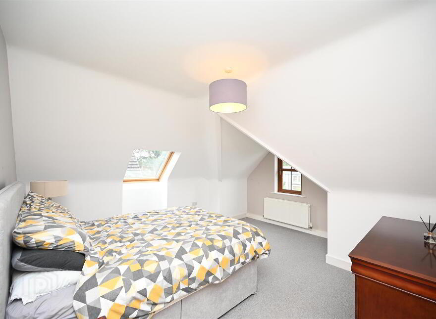 Apt 15, 22 Upper Lisburn Road, Belfast, BT10 0AA