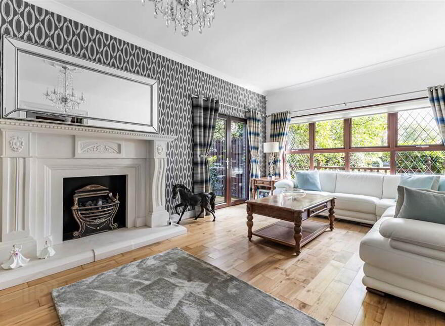 Tudor Lodge, 8a Harrys Road, Royal Hillsborough, BT26 6HJ