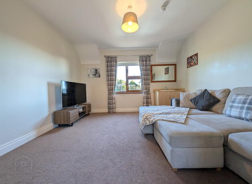 Mourne Country House, 32 Dougans Road, Kilkeel, BT34 4HN