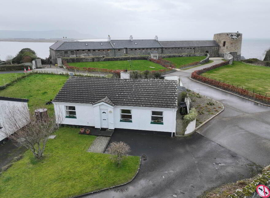 Chalet, 1 The Fort, Greencastle, F93E128