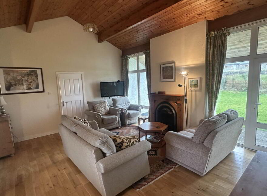 Chalet, 1 The Fort, Greencastle, F93E128