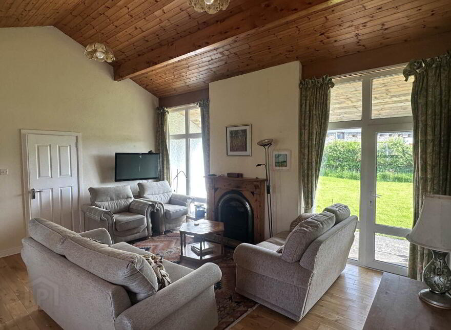 Chalet, 1 The Fort, Greencastle, F93E128