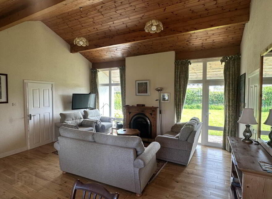 Chalet, 1 The Fort, Greencastle, F93E128