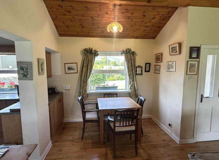 Chalet, 1 The Fort, Greencastle, F93E128