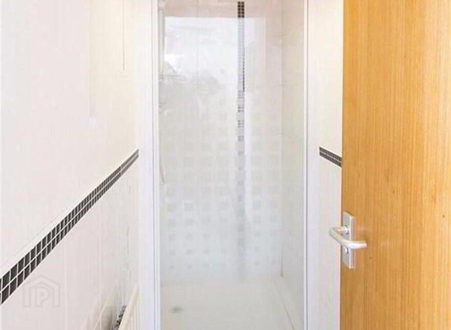 Room 4, 56 Delhi Street, Belfast, BT7 3AH