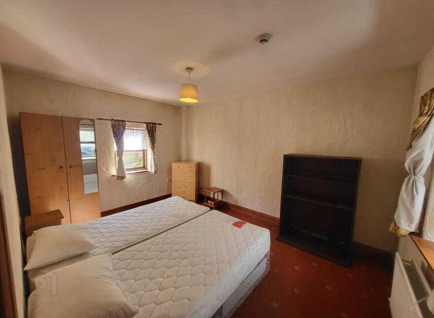 The Thatch, Mile Hill, Ballinrobe, F31V186