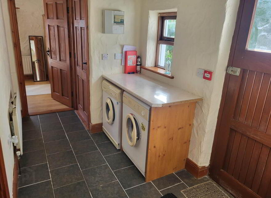 The Thatch, Mile Hill, Ballinrobe, F31V186