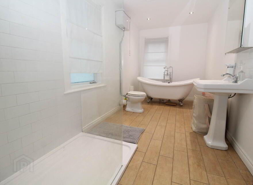 40 Victoria Road, Bangor, BT20 5EX