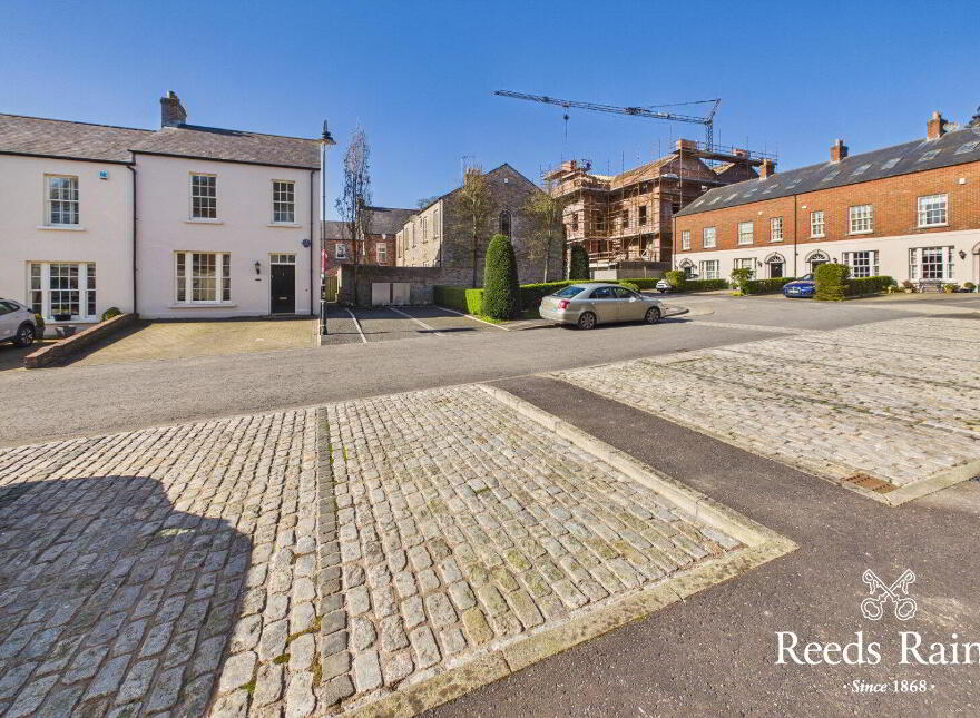 12 Park Lane Gate, Hillsborough, BT26 6FT