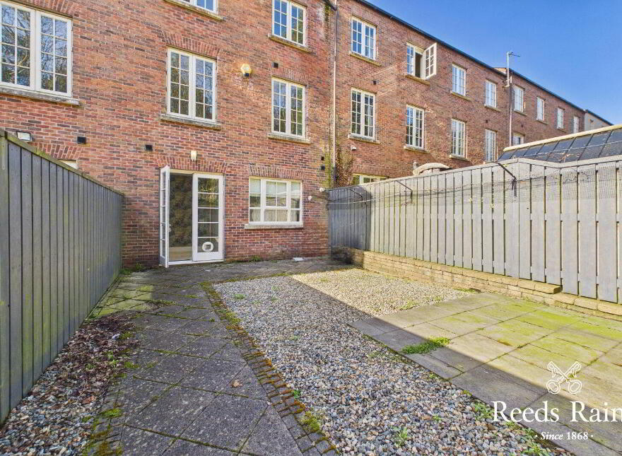 12 Park Lane Gate, Hillsborough, BT26 6FT
