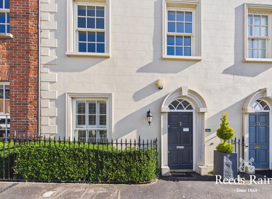 12 Park Lane Gate, Hillsborough, BT26 6FT