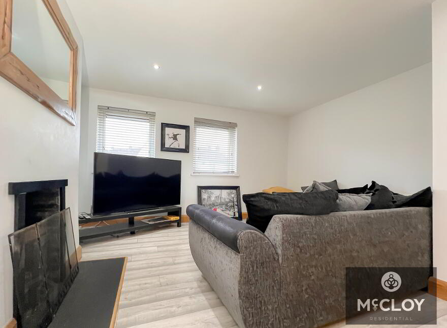 6 Slieveban Drive, Belfast, BT11 8HF