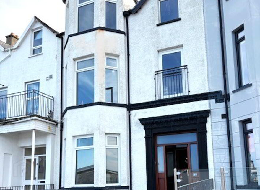 85 Eglinton Street, Student Let 26/27, Portrush, BT56 8DX photo