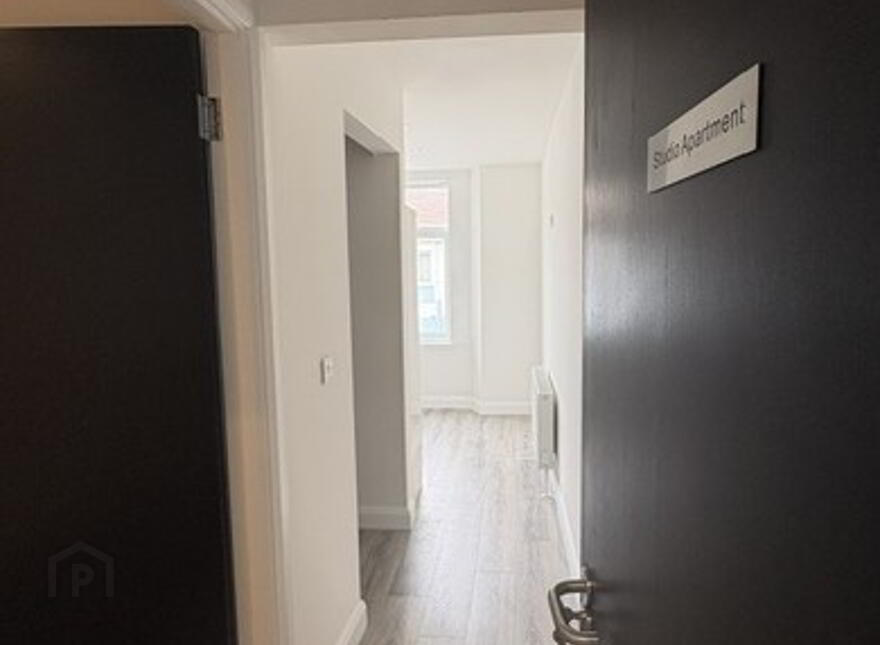 85 Eglinton Street, Student Let 26/27, Portrush, BT56 8DX