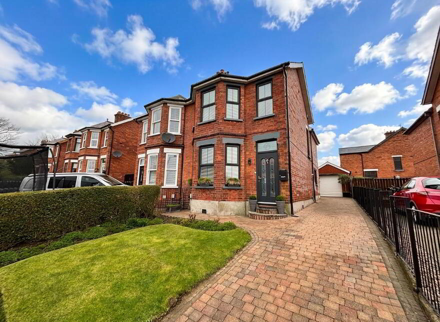 559 Oldpark Road, Belfast, BT14 6QW