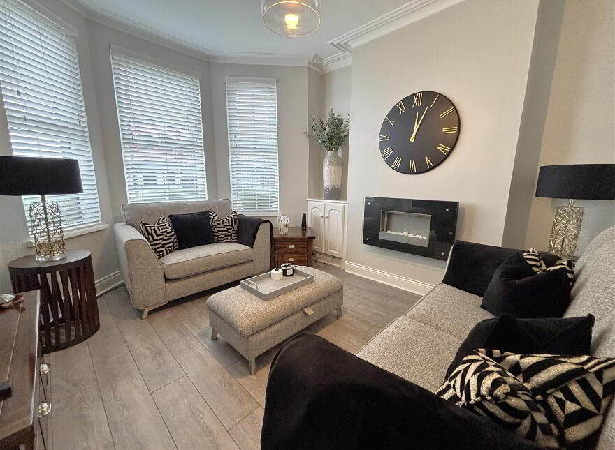 559 Oldpark Road, Belfast, BT14 6QW