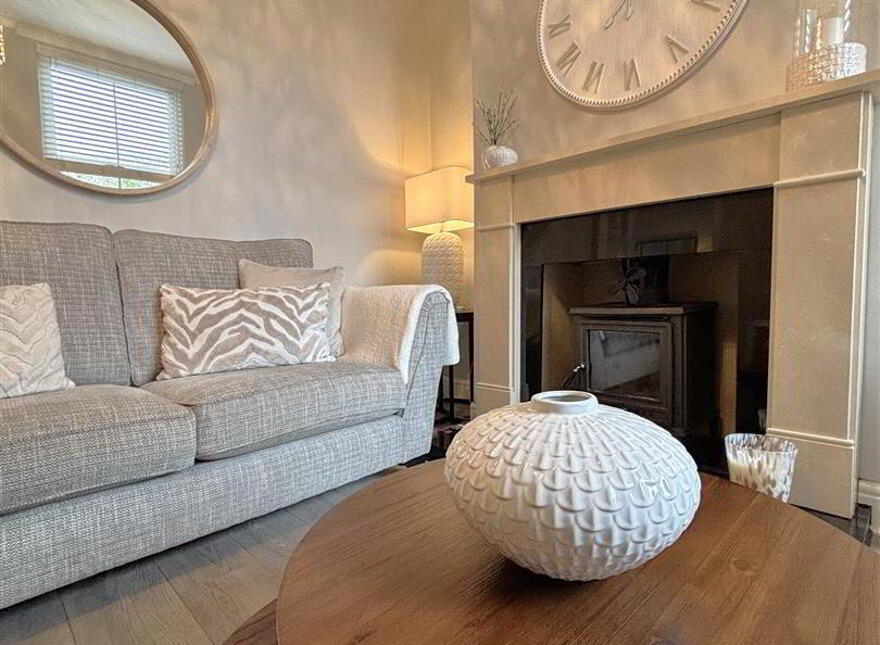 559 Oldpark Road, Belfast, BT14 6QW