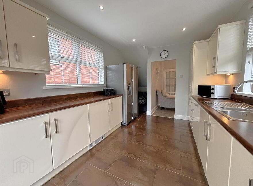 559 Oldpark Road, Belfast, BT14 6QW