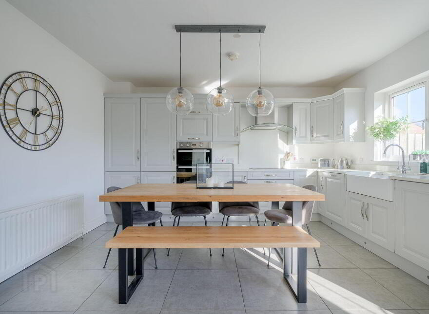 17 Ilford Park, Crossnacreevy, Belfast, BT6 9SG