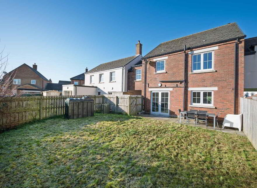 17 Ilford Park, Crossnacreevy, Belfast, BT6 9SG