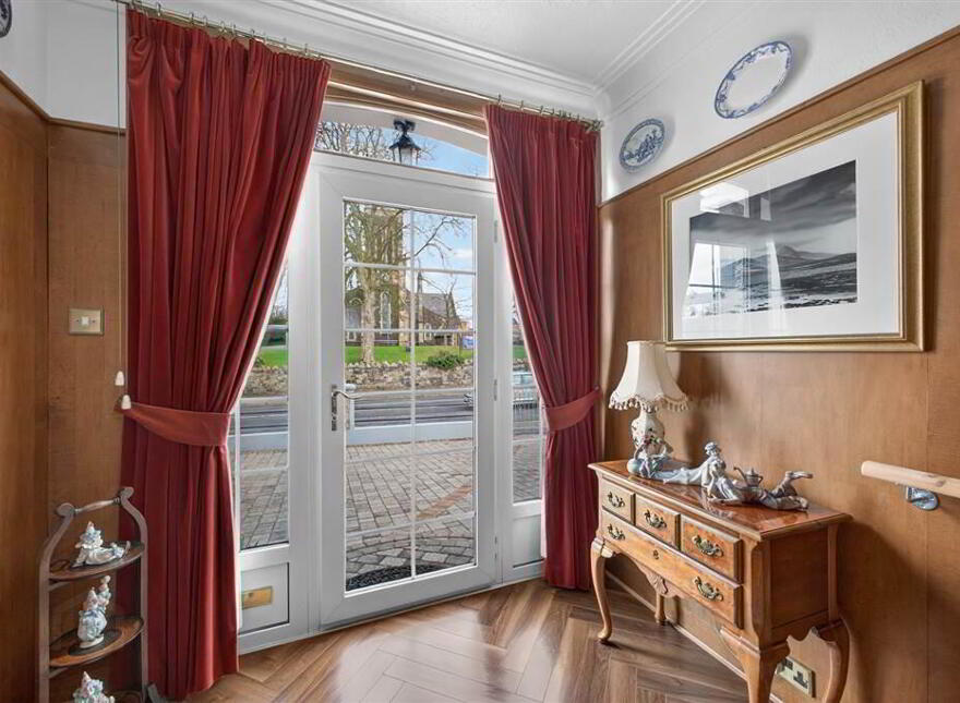 38 Hillsborough Road, Lisburn, BT28 1AQ