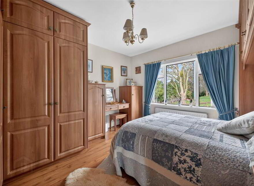 38 Hillsborough Road, Lisburn, BT28 1AQ