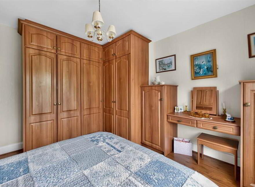 38 Hillsborough Road, Lisburn, BT28 1AQ