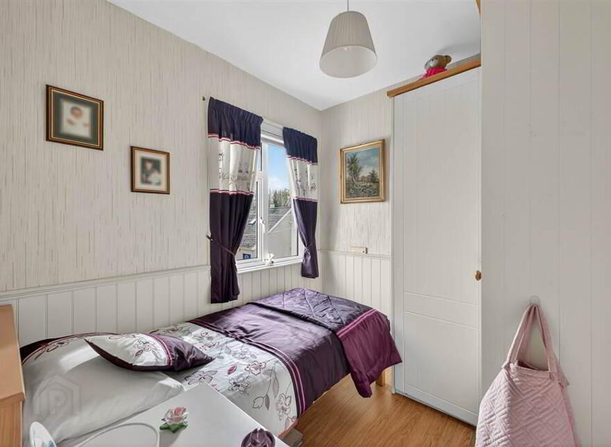 38 Hillsborough Road, Lisburn, BT28 1AQ