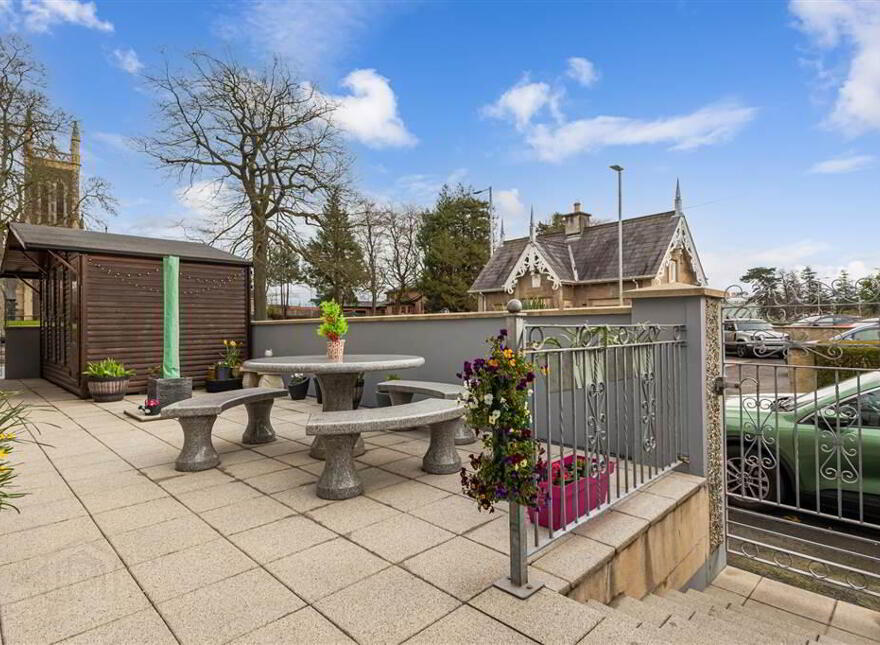 38 Hillsborough Road, Lisburn, BT28 1AQ