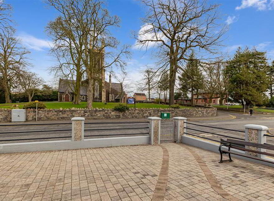 38 Hillsborough Road, Lisburn, BT28 1AQ