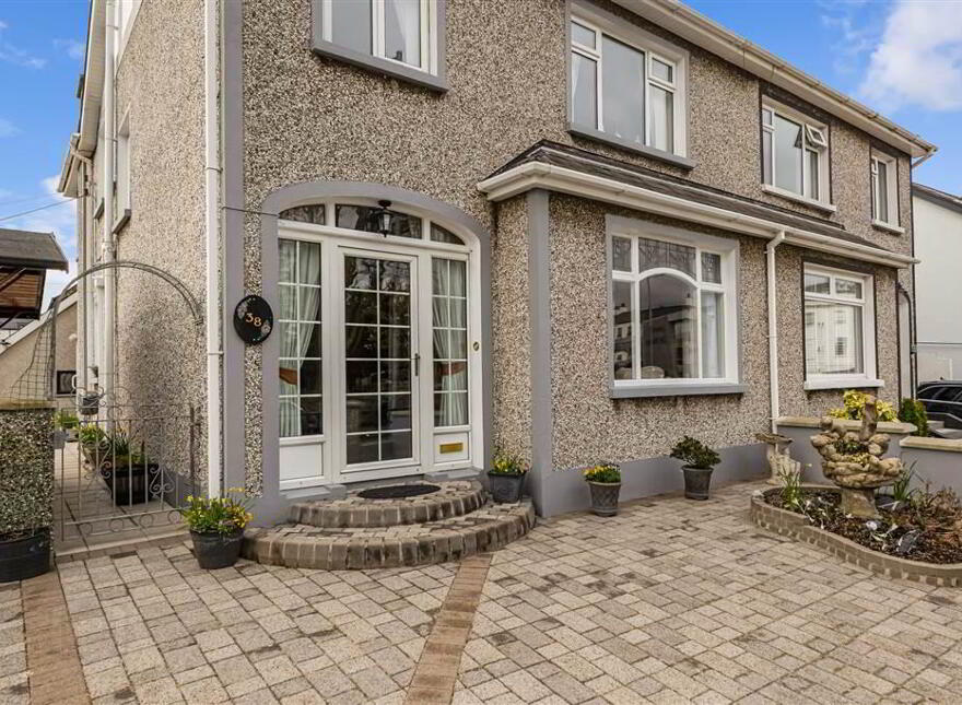 38 Hillsborough Road, Lisburn, BT28 1AQ