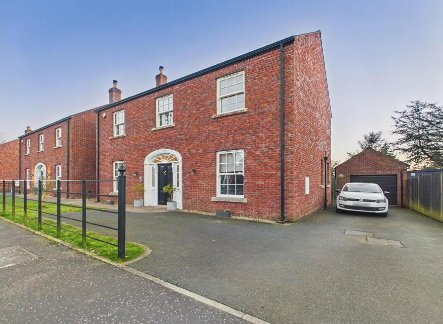 15 Breton Court, Lisburn, BT28 3ZG